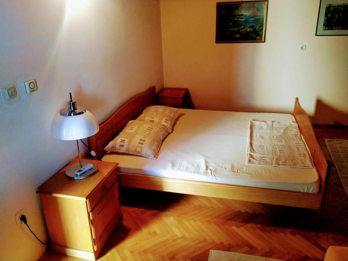 Apartments Asija Brela Kültér fotó